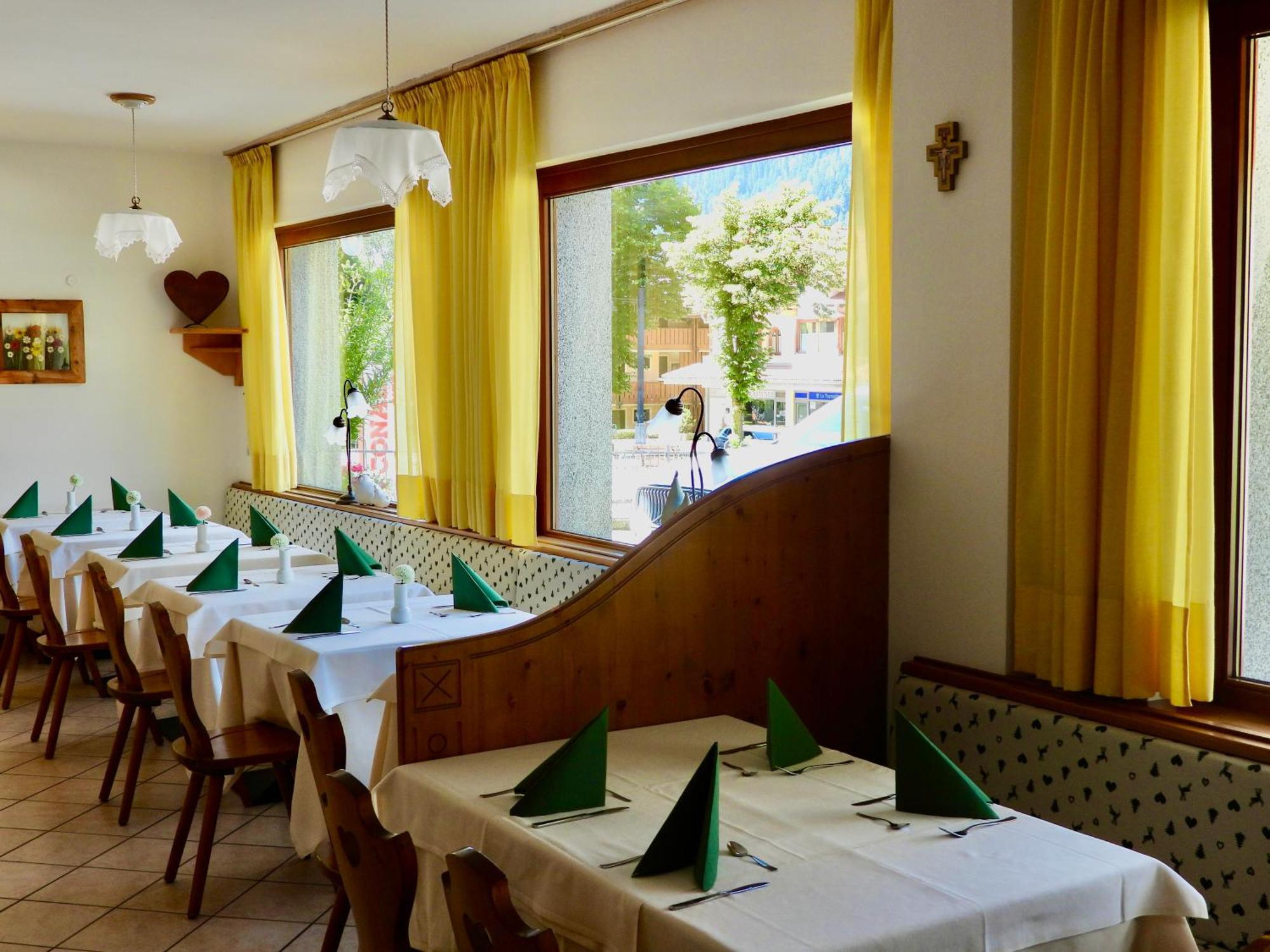 Hotel Garni Maffei Пинцоло Экстерьер фото