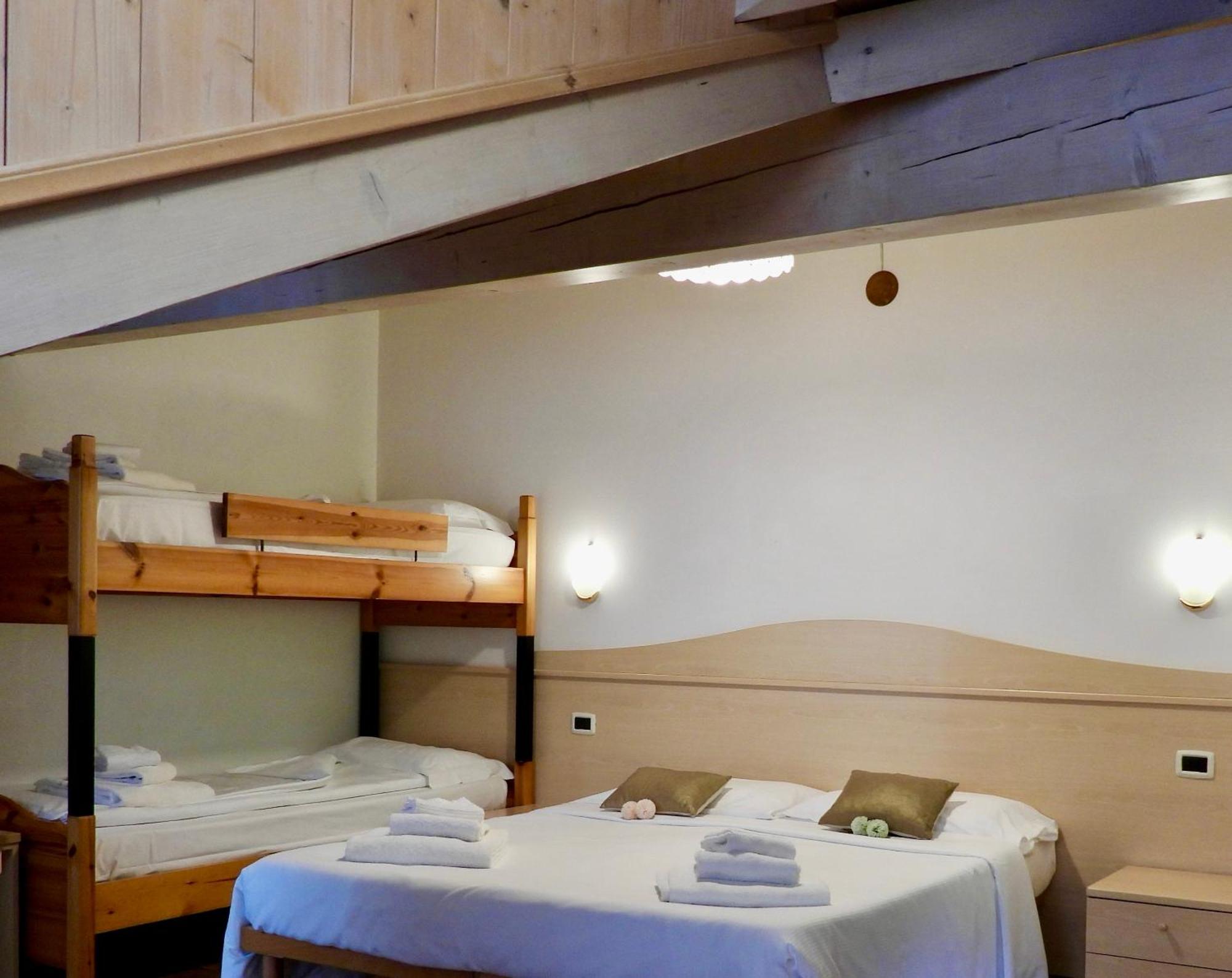 Hotel Garni Maffei Пинцоло Экстерьер фото